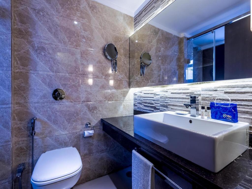 Hotel Galaxy Bombay Extérieur photo